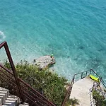 Seaside Duplex Stone