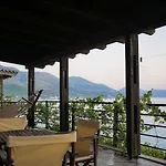 别墅 Seaside Duplex Stone 科帕罗