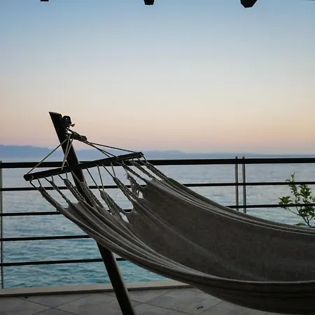 Villa Seaside Duplex Stone